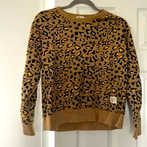 H&M Tops - H&M Leopard Print Sweatshirt Size Medium